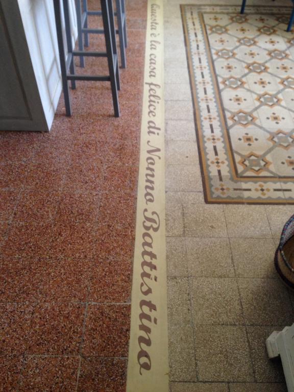 La Felice Casa Di Nonno Battistino Apartman Apricale Szoba fotó