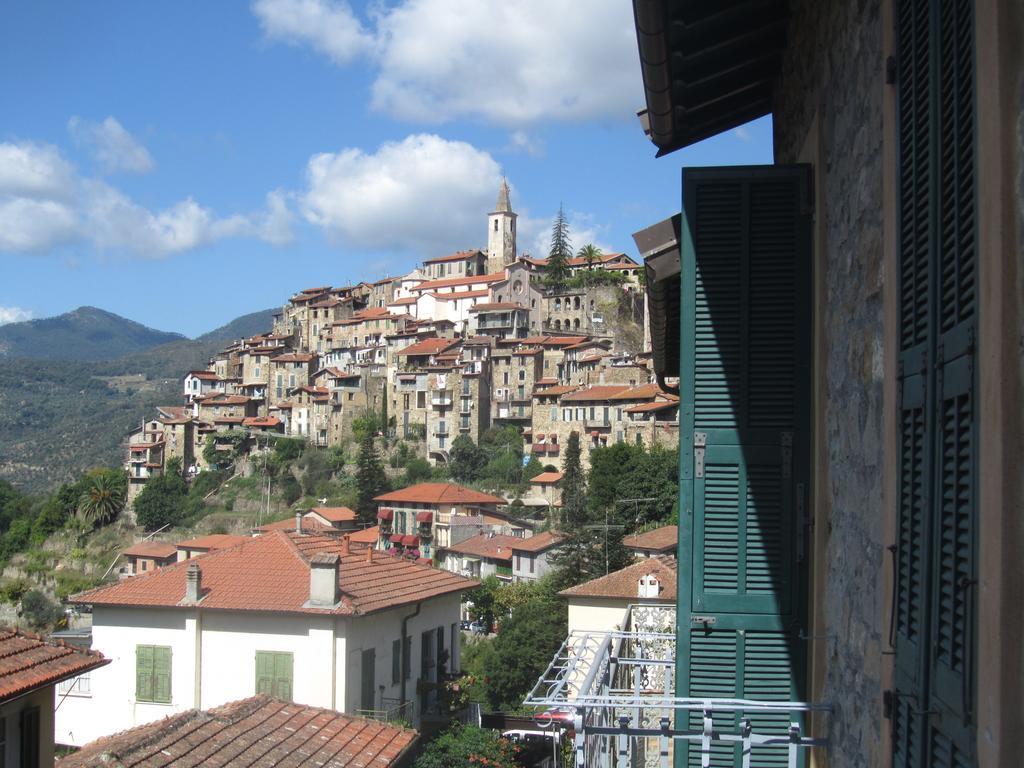 La Felice Casa Di Nonno Battistino Apartman Apricale Szoba fotó